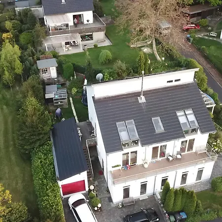 Feriehus Dell *